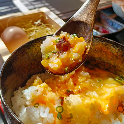 卵縁　烏骨鶏の卵かけご飯